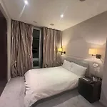 Best Penthouse In Canary Wharf