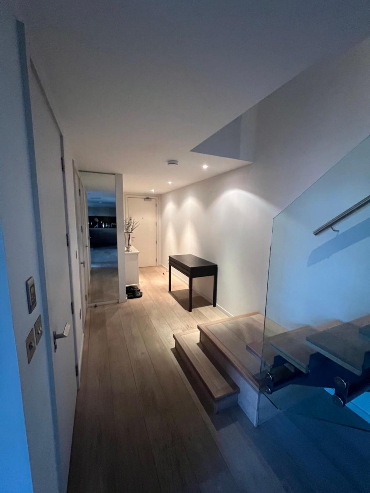 Apartment Penthouse In Canary Wharf London