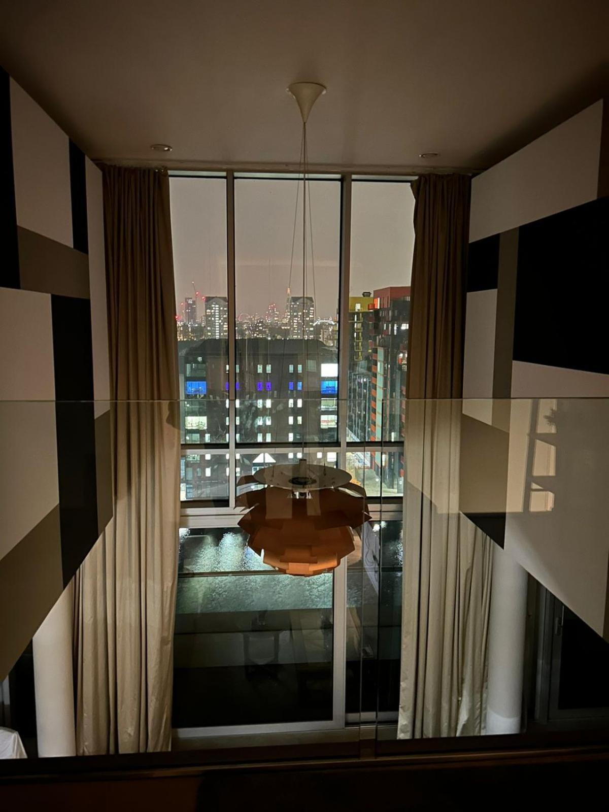 Penthouse In Canary Wharf